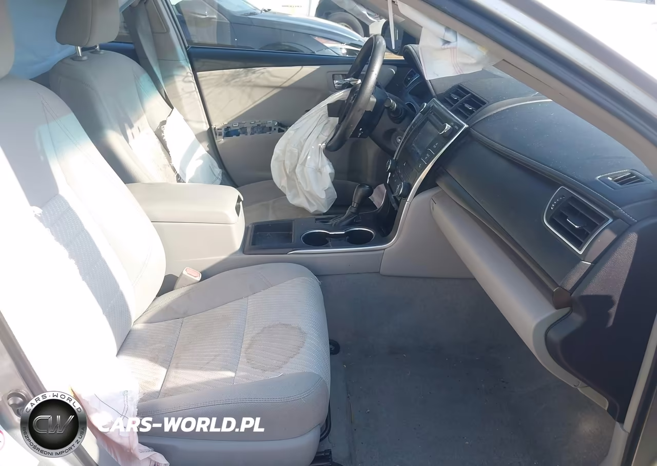2017 Toyota Camry Le VIN:4T1BF1FK9HU379036 - 5