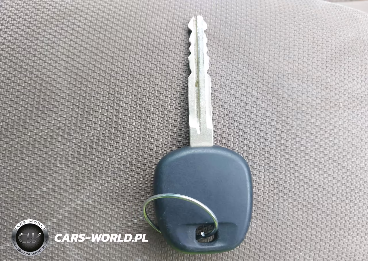 2015 Toyota Corolla L VIN:5YFBURHE1FP192268 - 11