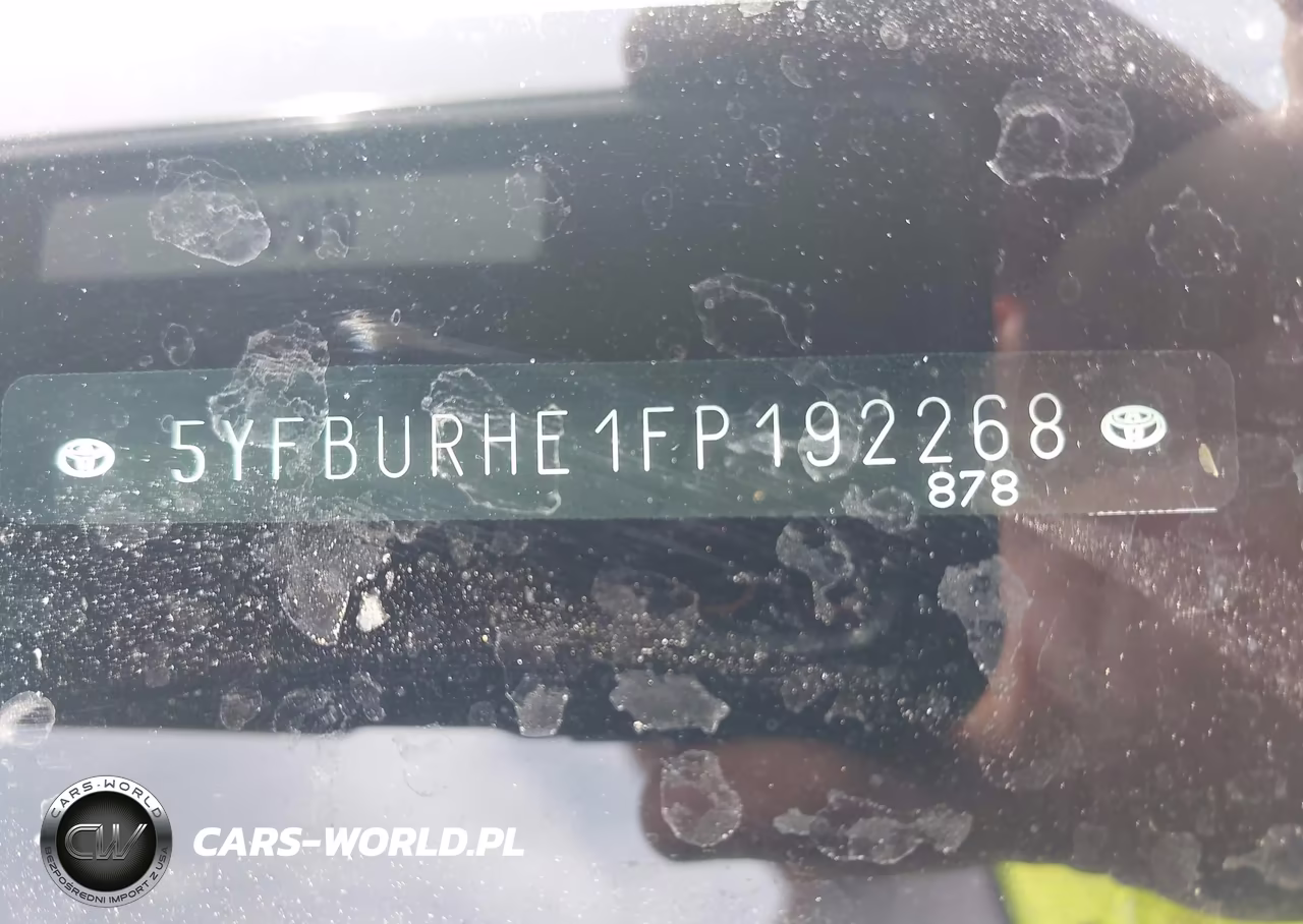 2015 Toyota Corolla L VIN:5YFBURHE1FP192268 - 9