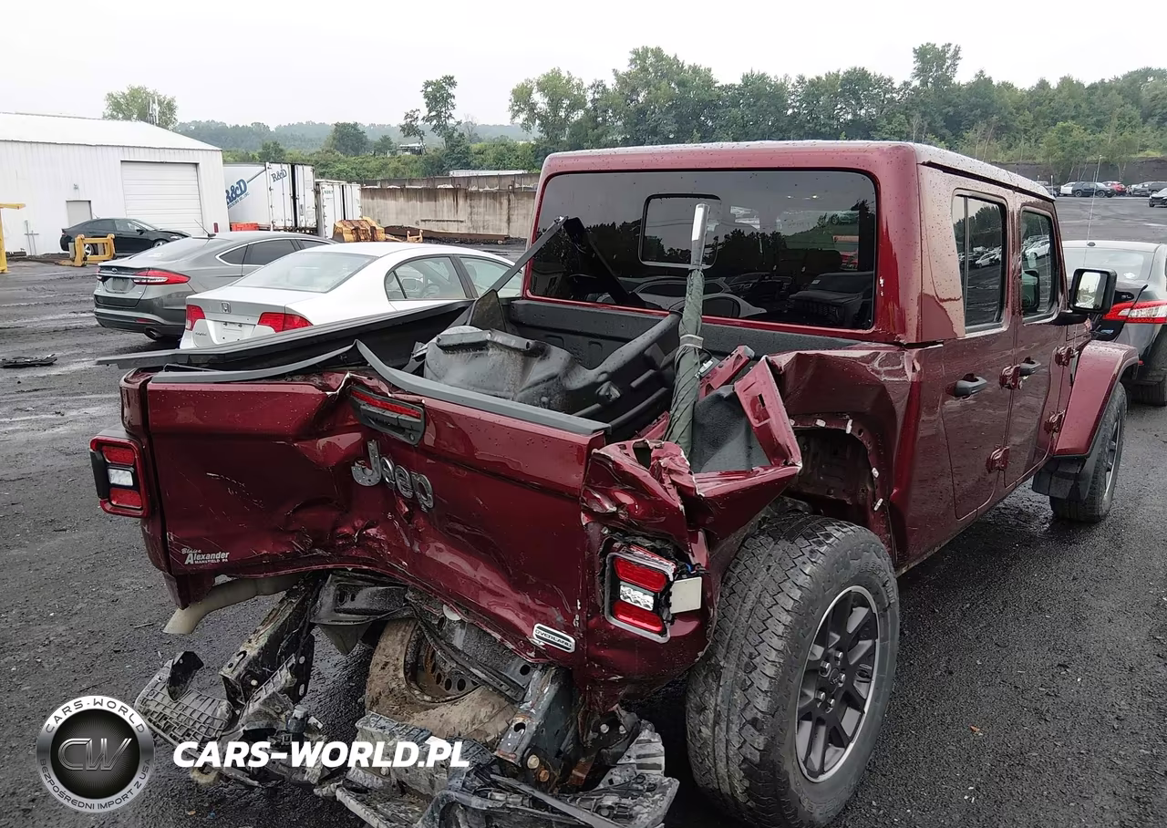 2022 Jeep Gladiator Overland 4X4 VIN:1C6HJTFG4NL106888 - 6