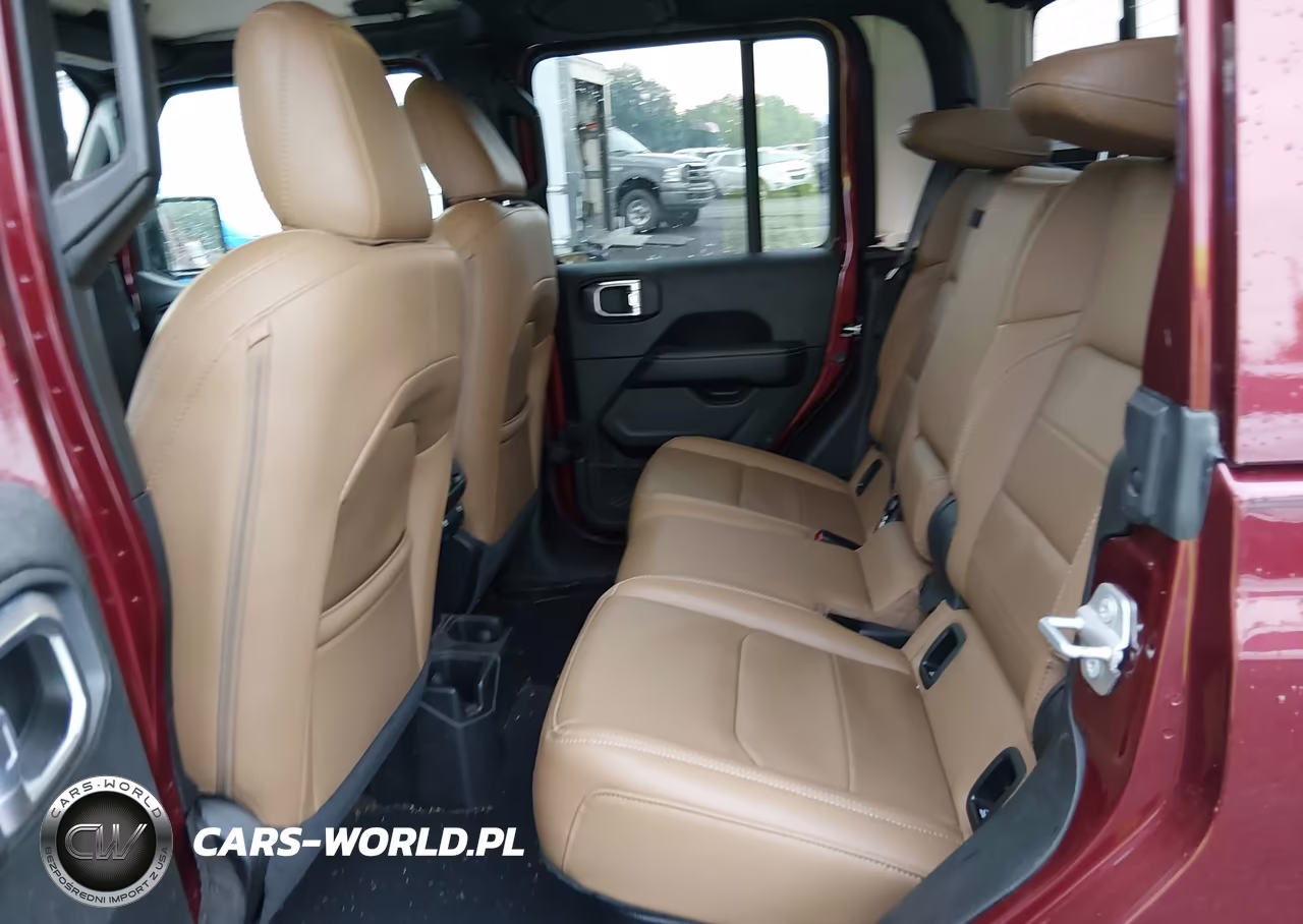 2022 Jeep Gladiator Overland 4X4 VIN:1C6HJTFG4NL106888 - 8