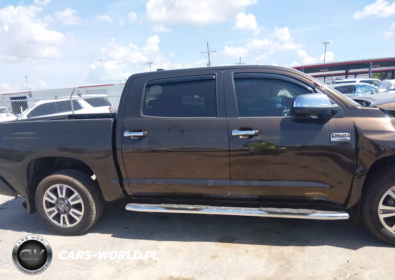 2021 Toyota Tundra 1794 Edition VIN:5TFGY5F12MX300141 - 13