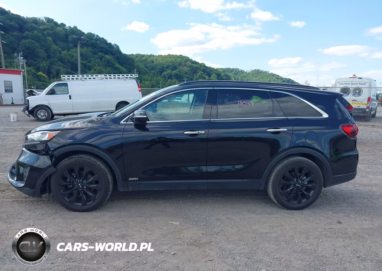 2020 Kia Sorento 3.3L S VIN:5XYPGDA57LG697077 - 14