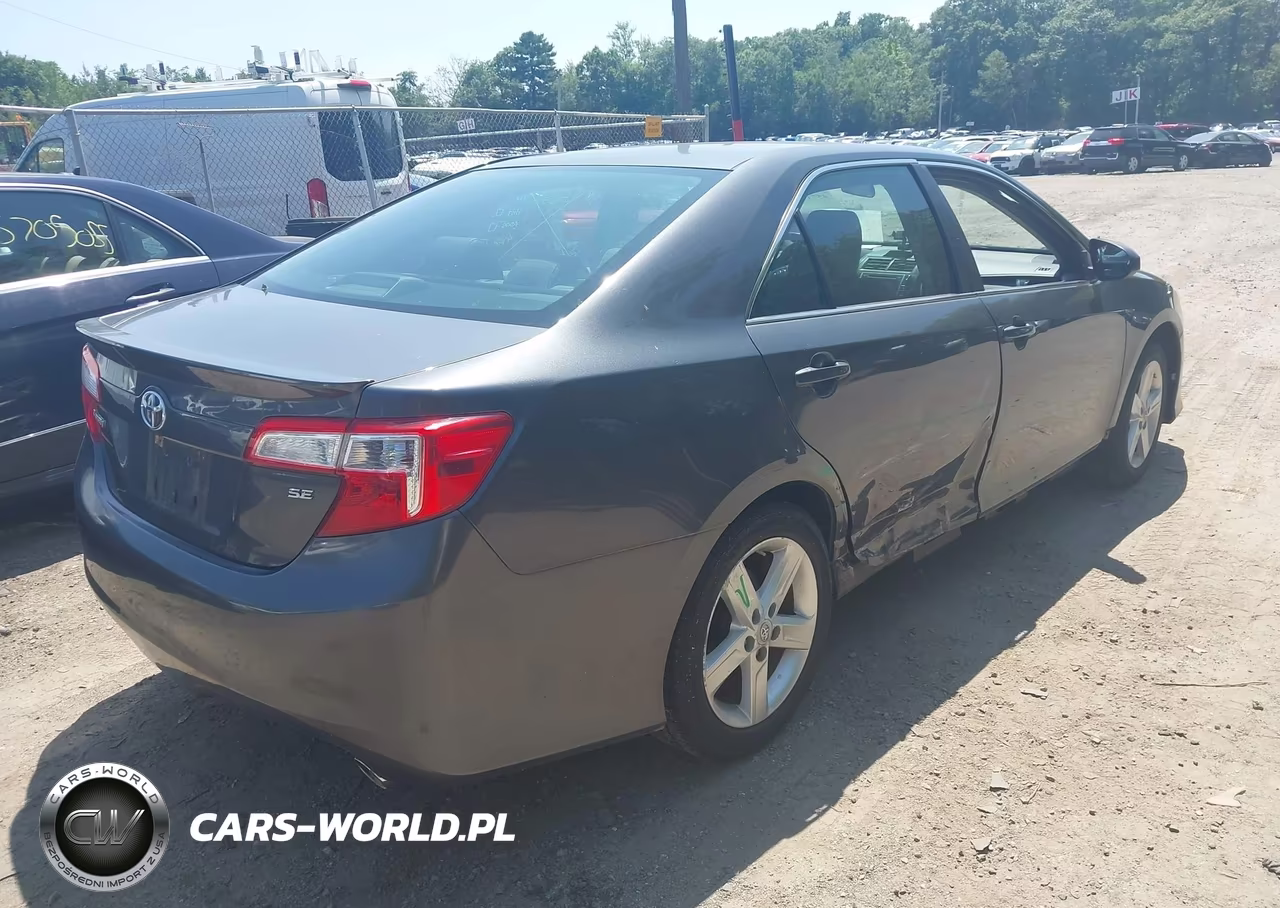 2012 Toyota Camry Se VIN:4T1BF1FK6CU023250 - 4