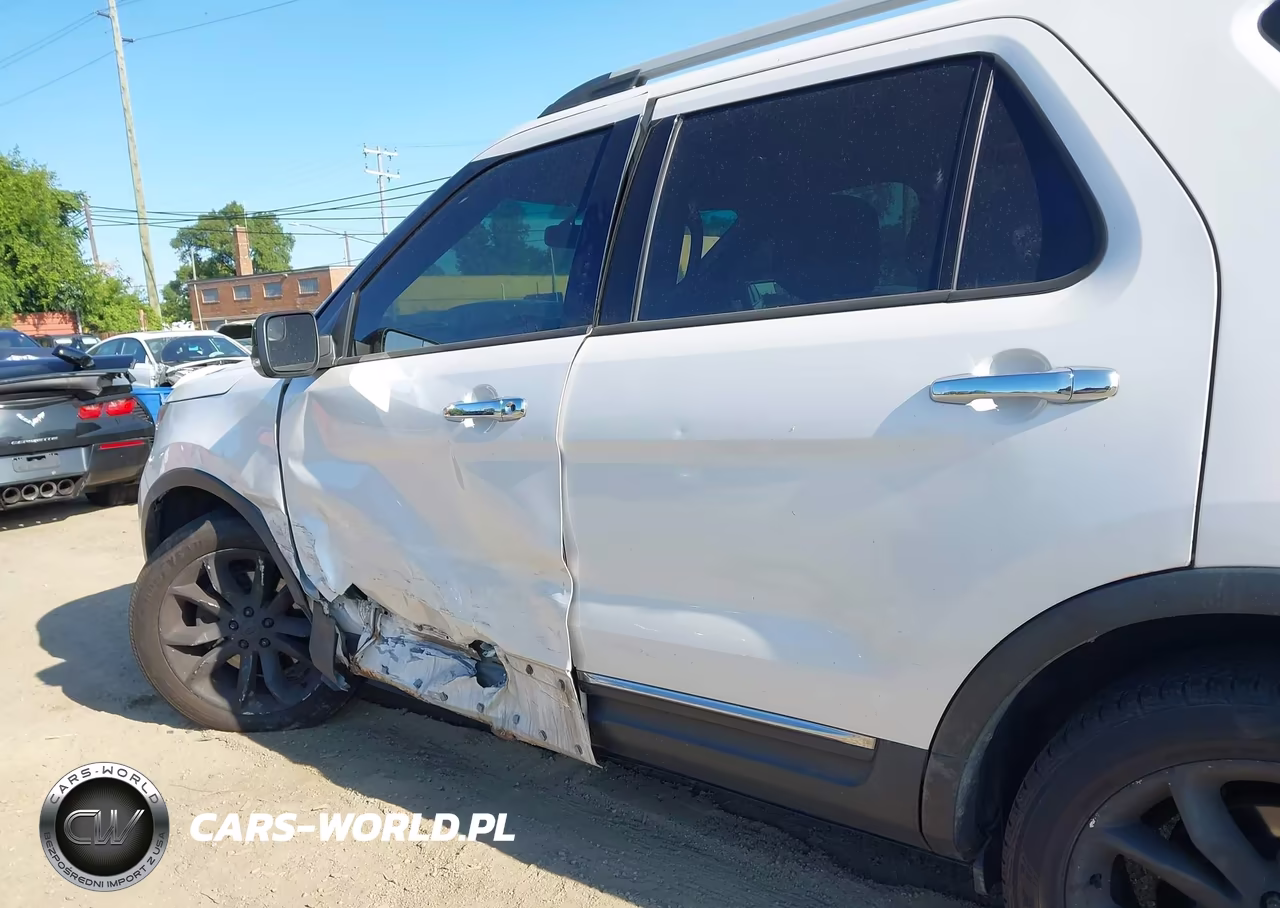 2014 Ford Explorer Xlt VIN:1FM5K8D84EGA71369 - 17