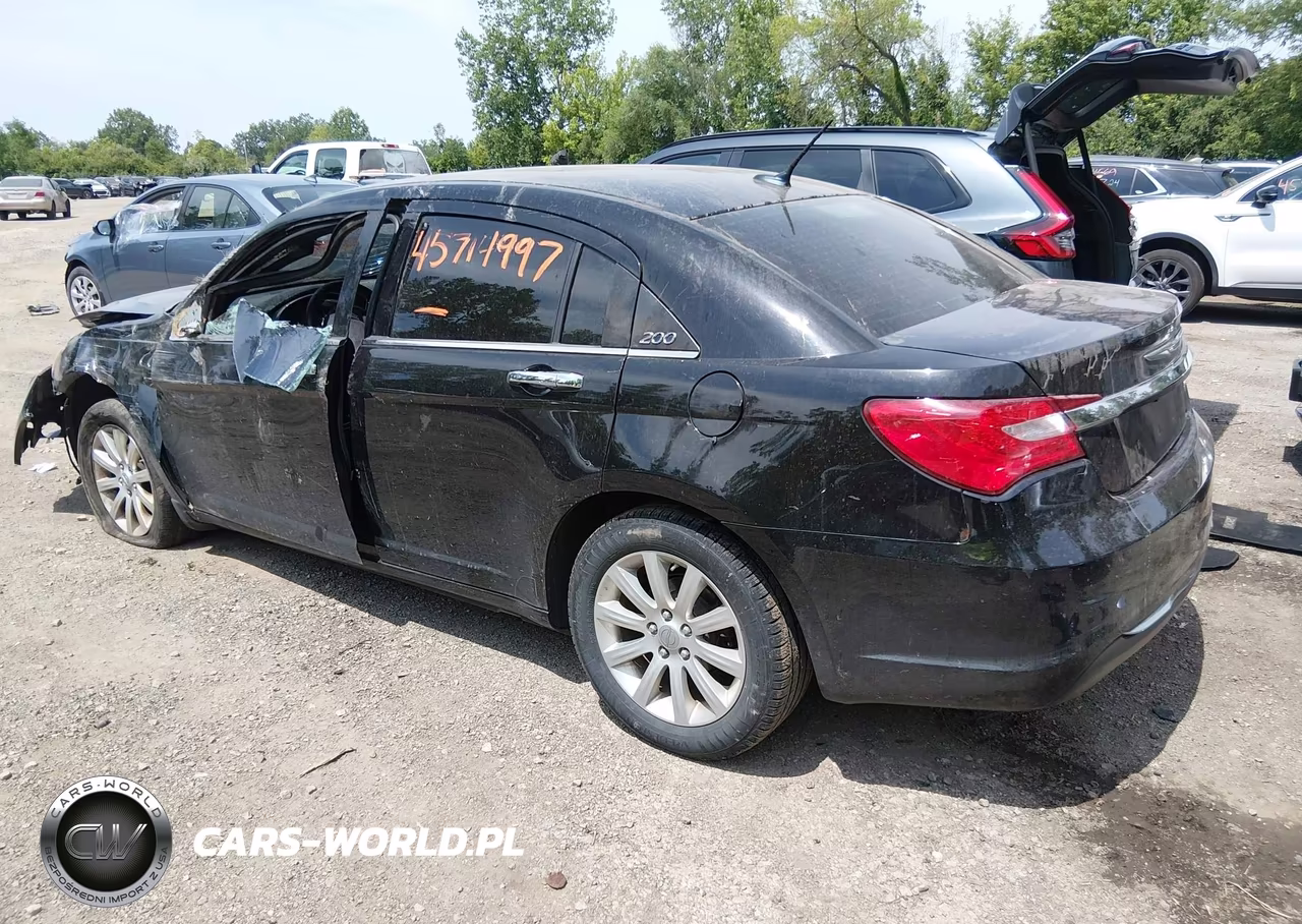 2013 Chrysler 200 Limited VIN:1C3CCBCG0DN751900 - 3