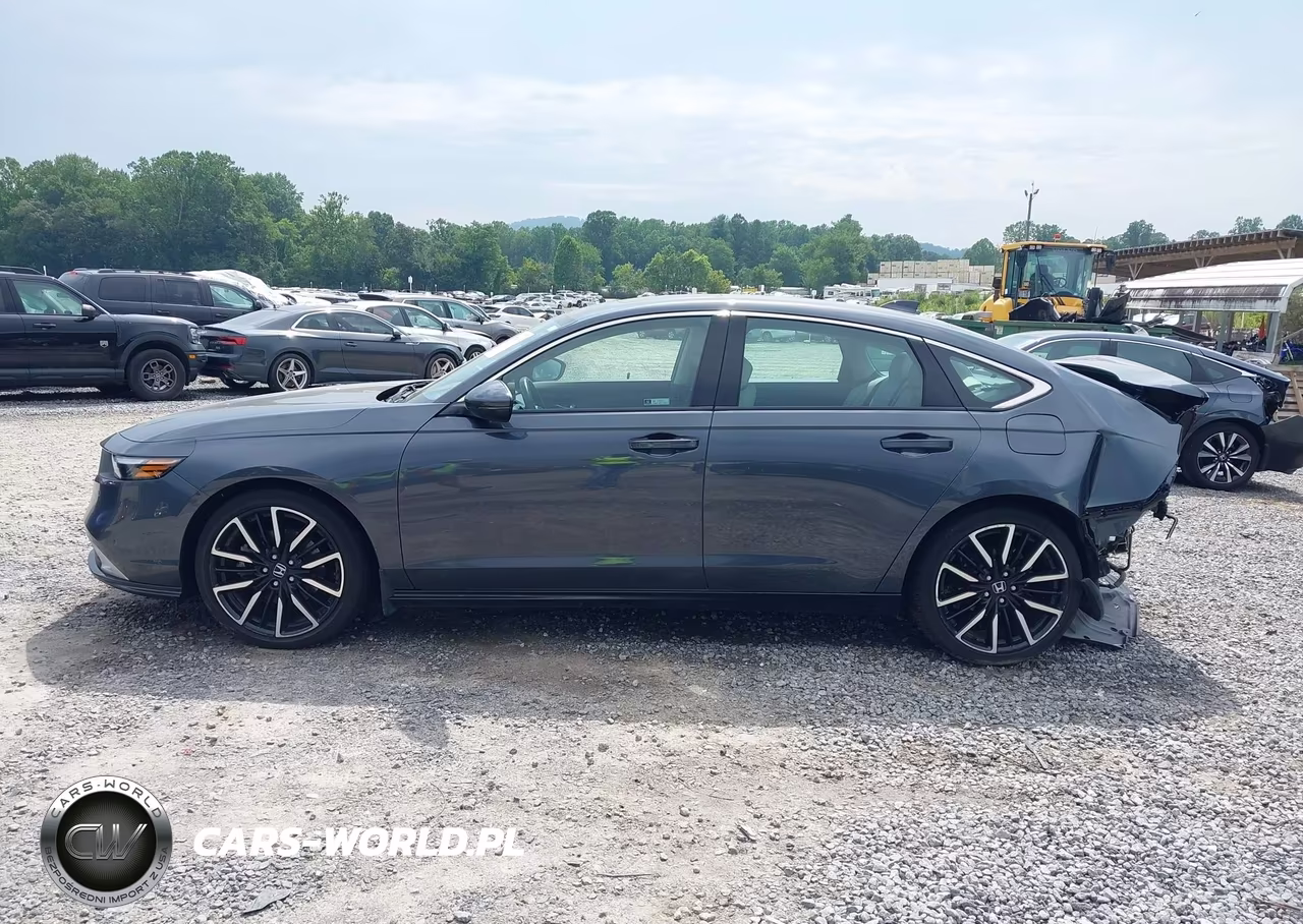 2024 Honda Accord Hybrid Touring VIN:1HGCY2F83RA056604 - 14