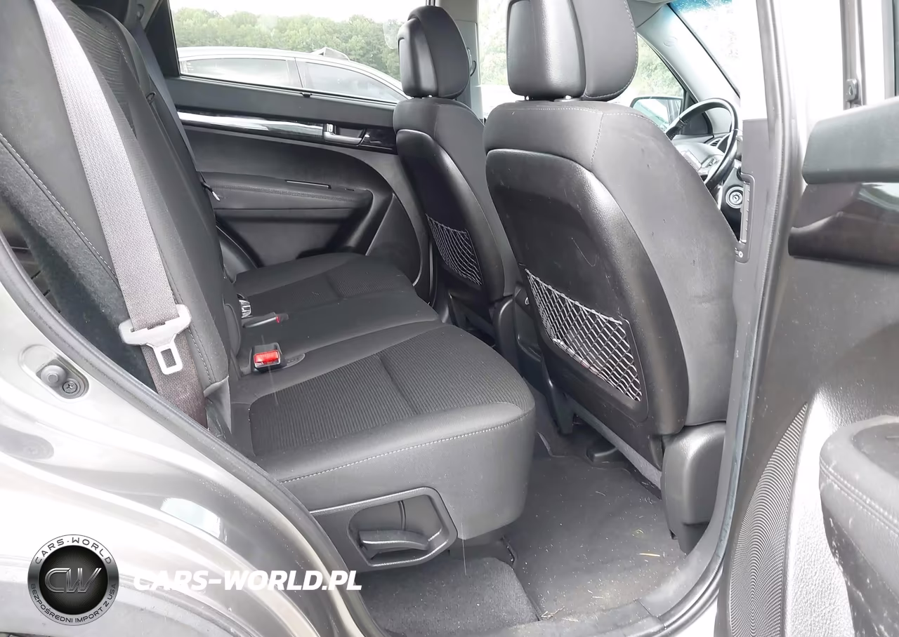 2015 Kia Sorento Lx VIN:5XYKT3A60FG557594 - 8