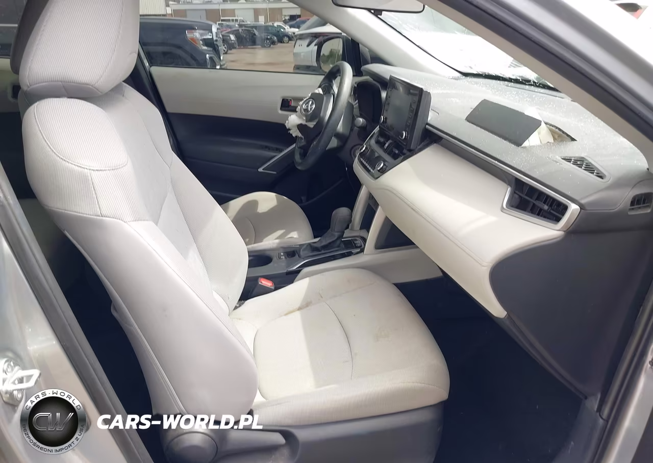 2022 Toyota Corolla Cross L VIN:7MUAAAAG9NV009275 - 5