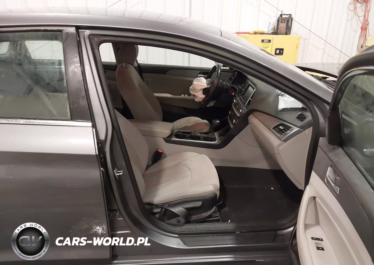 2018 Hyundai Sonata Sel VIN:5NPE34AF6JH664217 - 5