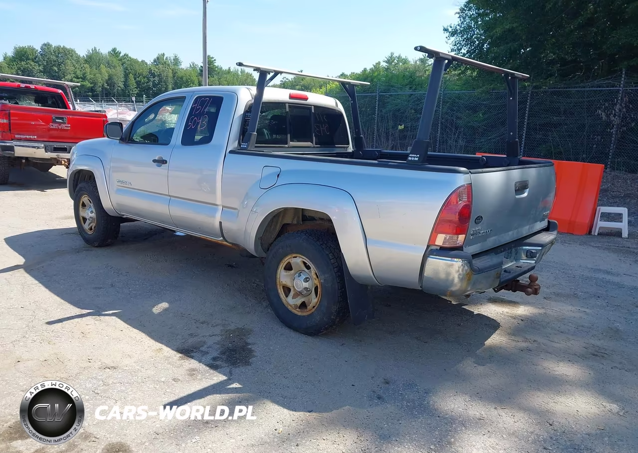 2007 Toyota Tacoma VIN:5TEUX42N87Z441334 - 3