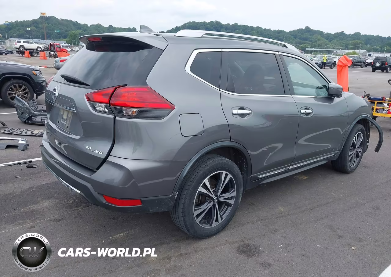 2017 Nissan Rogue Sl VIN:JN8AT2MV3HW011861 - 4