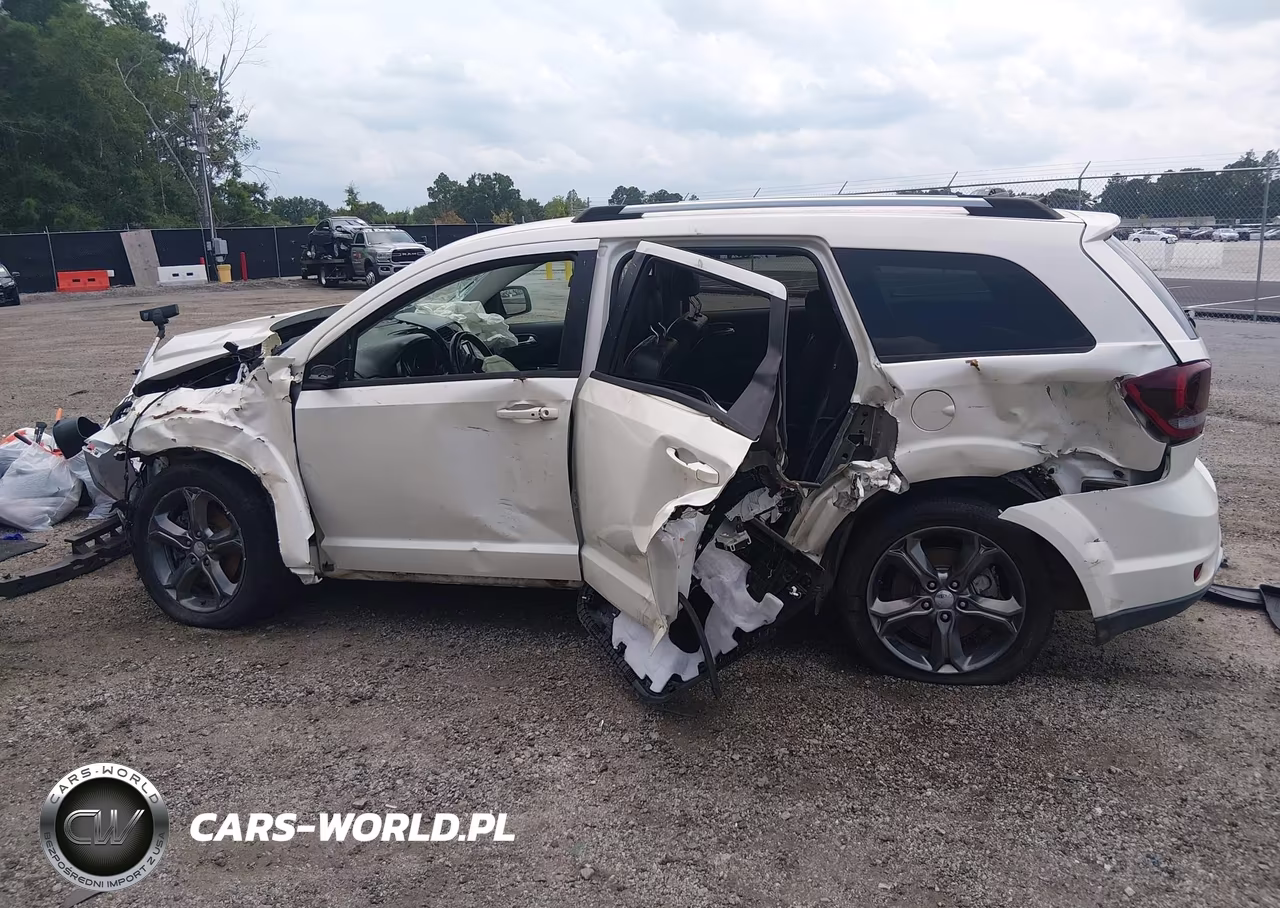 2015 Dodge Journey Crossroad VIN:3C4PDCGG6FT679386 - 14