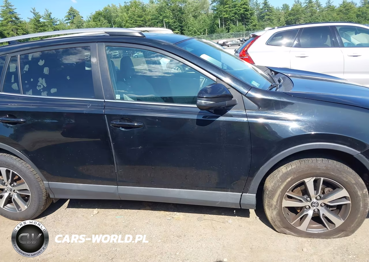 2017 Toyota Rav4 Xle VIN:2T3RFREV2HW662541 - 14