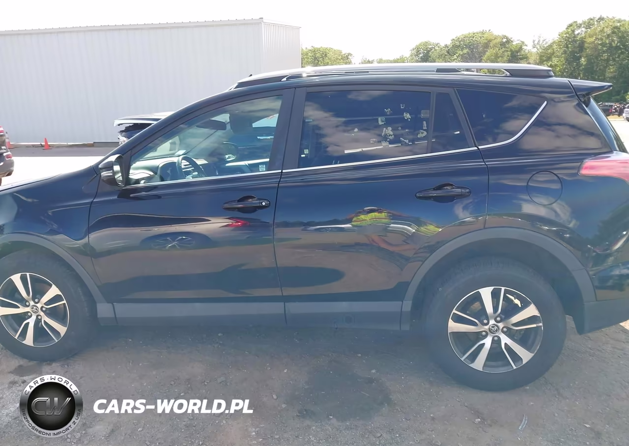 2017 Toyota Rav4 Xle VIN:2T3RFREV2HW662541 - 15