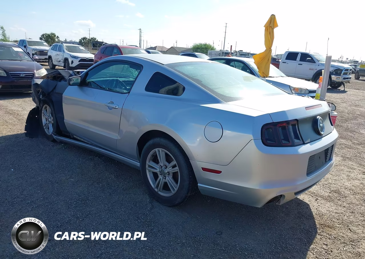 2014 Ford Mustang V6 VIN:1ZVBP8AM4E5211908 - 3