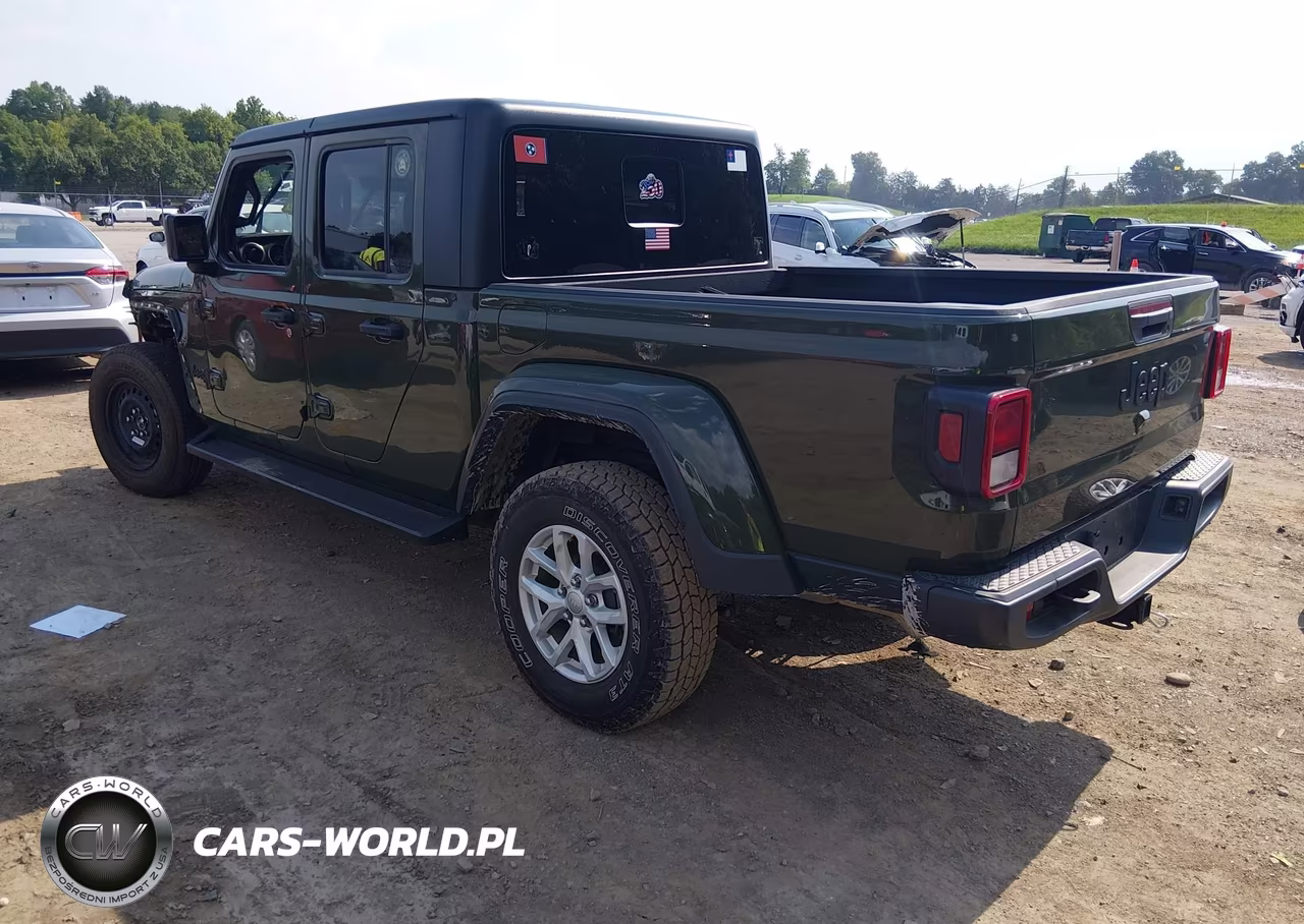 2023 Jeep Gladiator Sport S 4X4 VIN:1C6JJTAG7PL545286 - 3