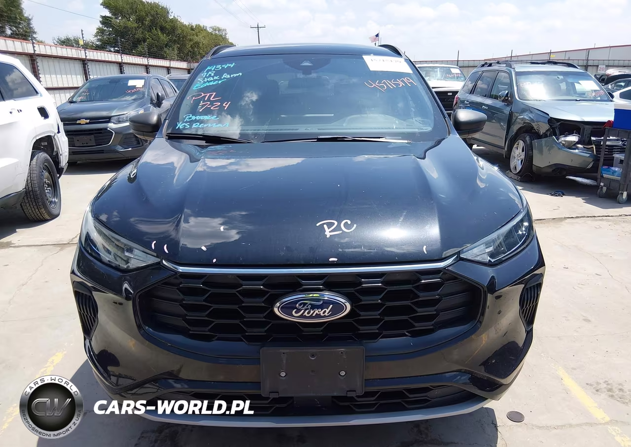 2023 Ford Escape St-Line VIN:1FMCU0MN1PUA66000 - 13
