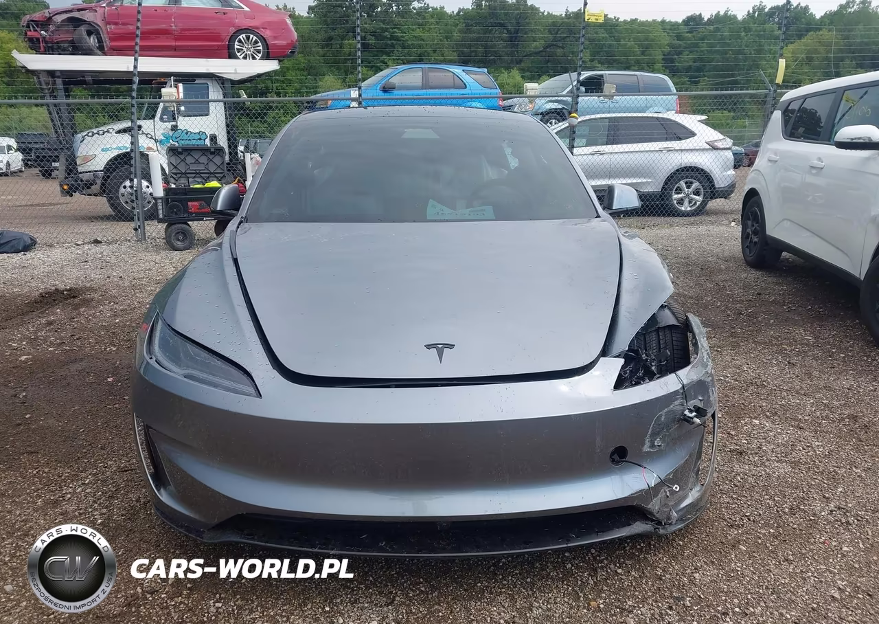 2026 Tesla Model 3 Performance All-Wheel Drive VIN:5YJ3E1ET6TF171123 - 11