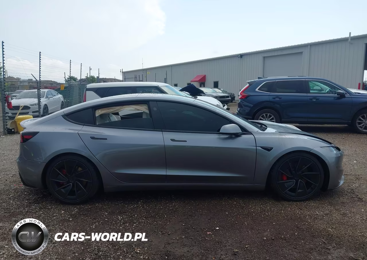 2026 Tesla Model 3 Performance All-Wheel Drive VIN:5YJ3E1ET6TF171123 - 12