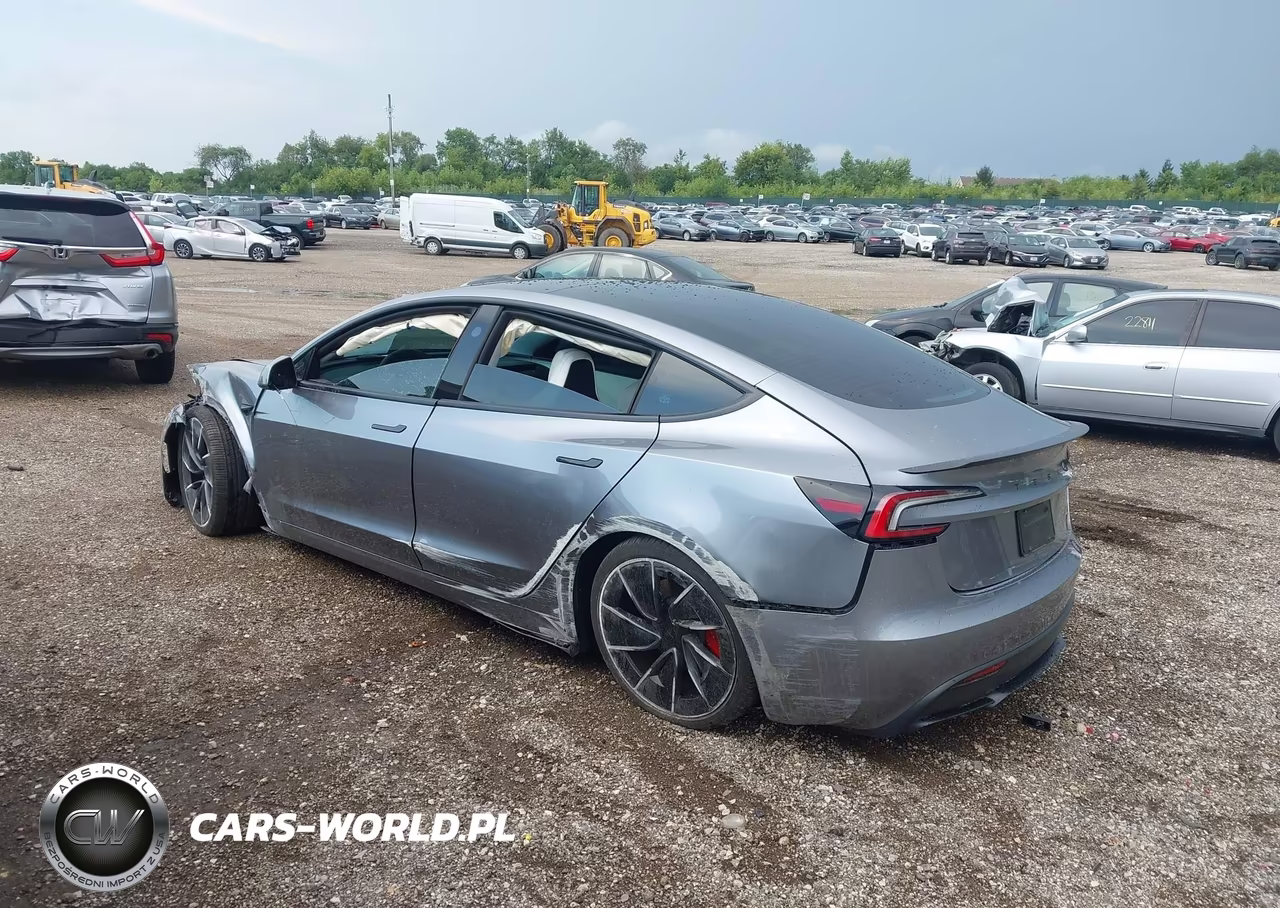 2026 Tesla Model 3 Performance All-Wheel Drive VIN:5YJ3E1ET6TF171123 - 3