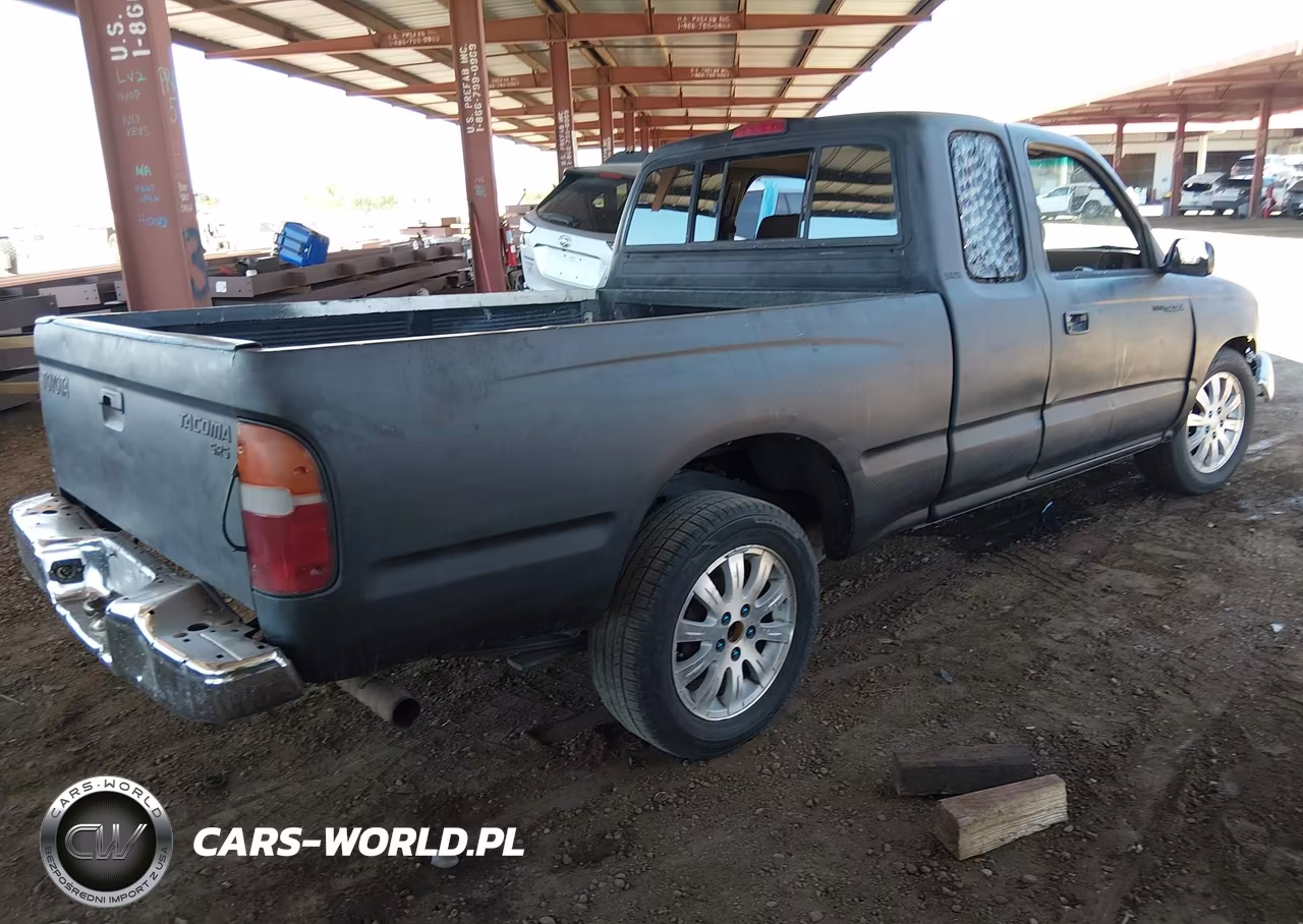 1998 Toyota Tacoma VIN:4TAVL52N3WZ024263 - 4