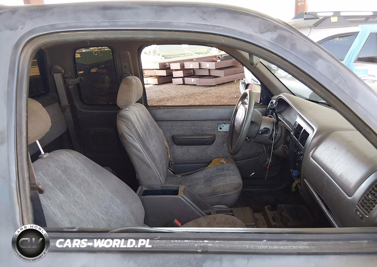 1998 Toyota Tacoma VIN:4TAVL52N3WZ024263 - 5
