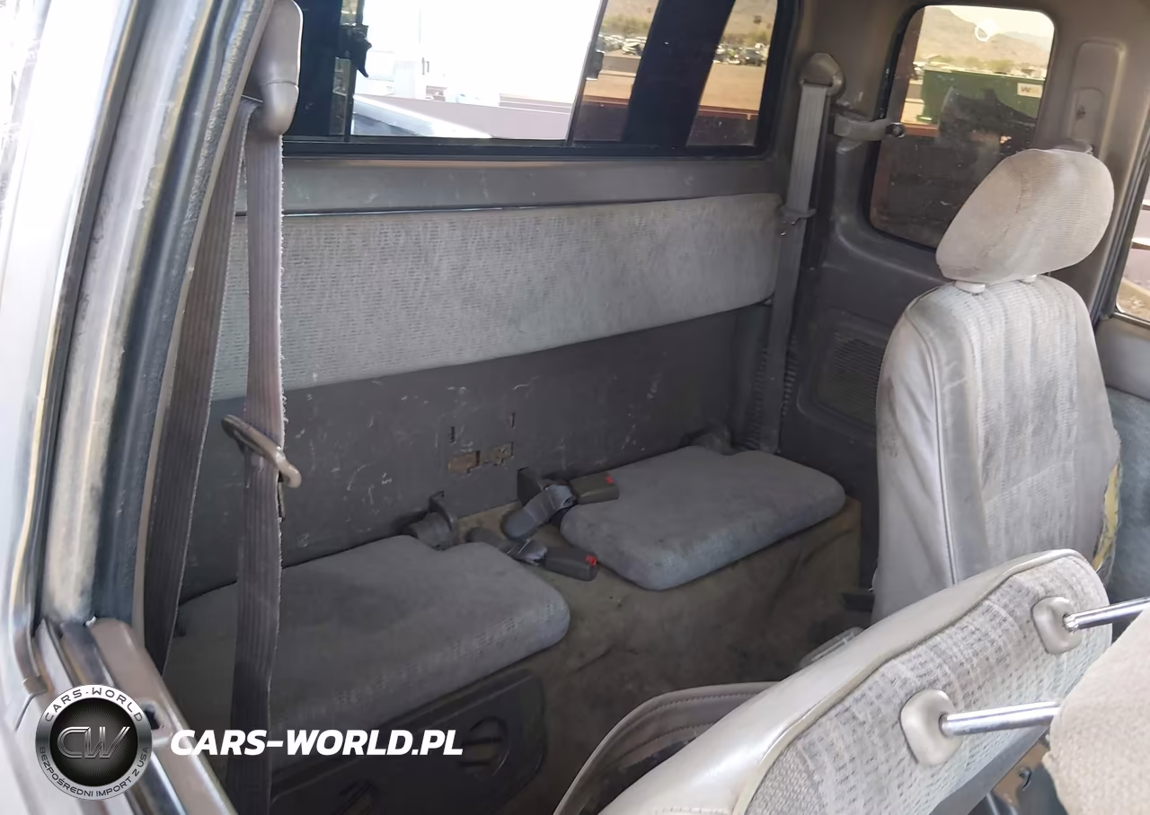 1998 Toyota Tacoma VIN:4TAVL52N3WZ024263 - 8