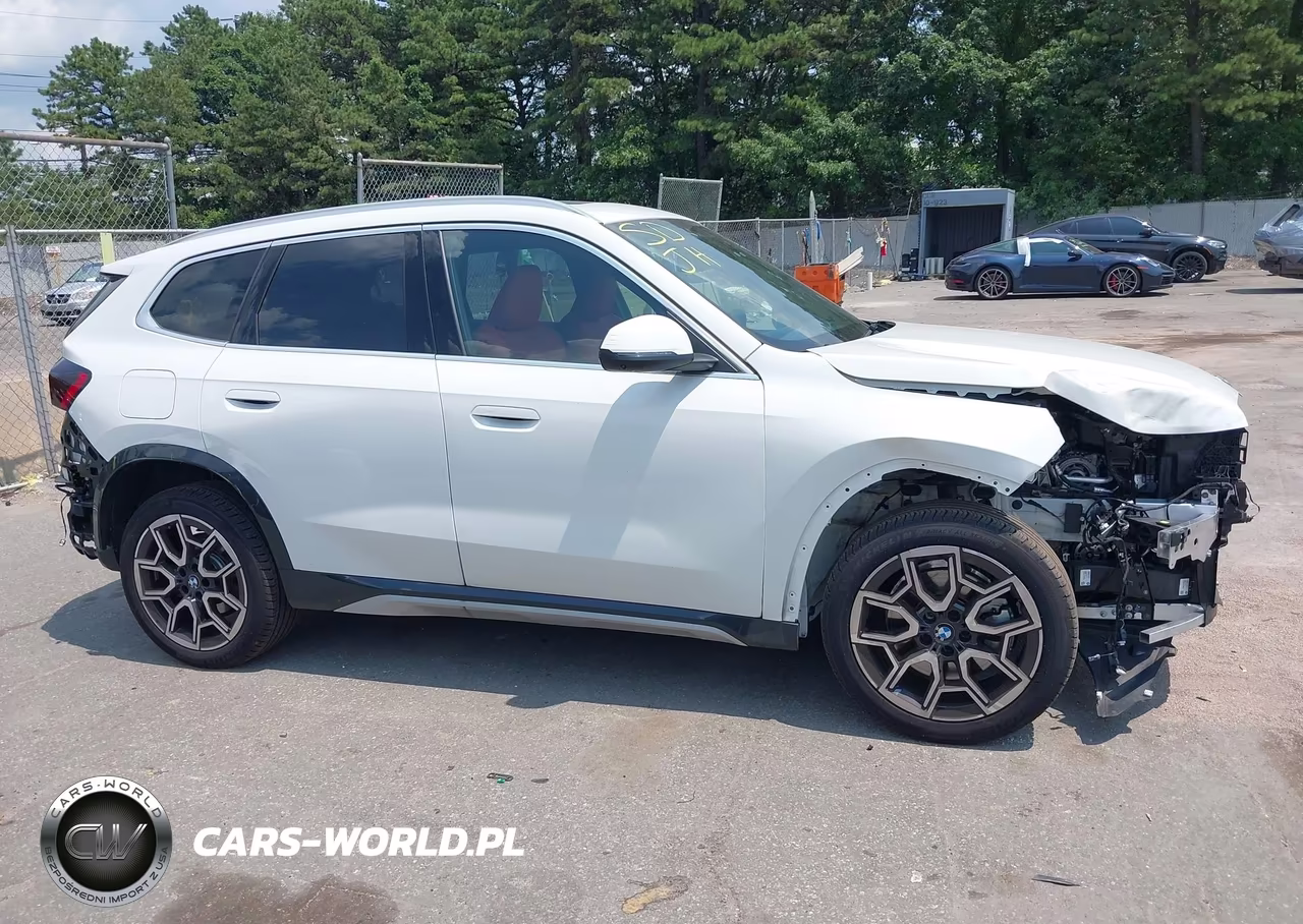 2025 BMW X1 xDrive28I VIN:WBX73EF07S5298033 - 14
