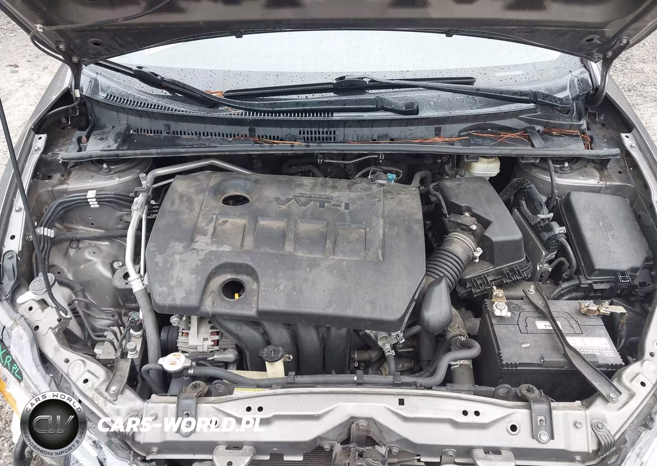 2018 Toyota Corolla Le VIN:2T1BURHE0JC119305 - 10