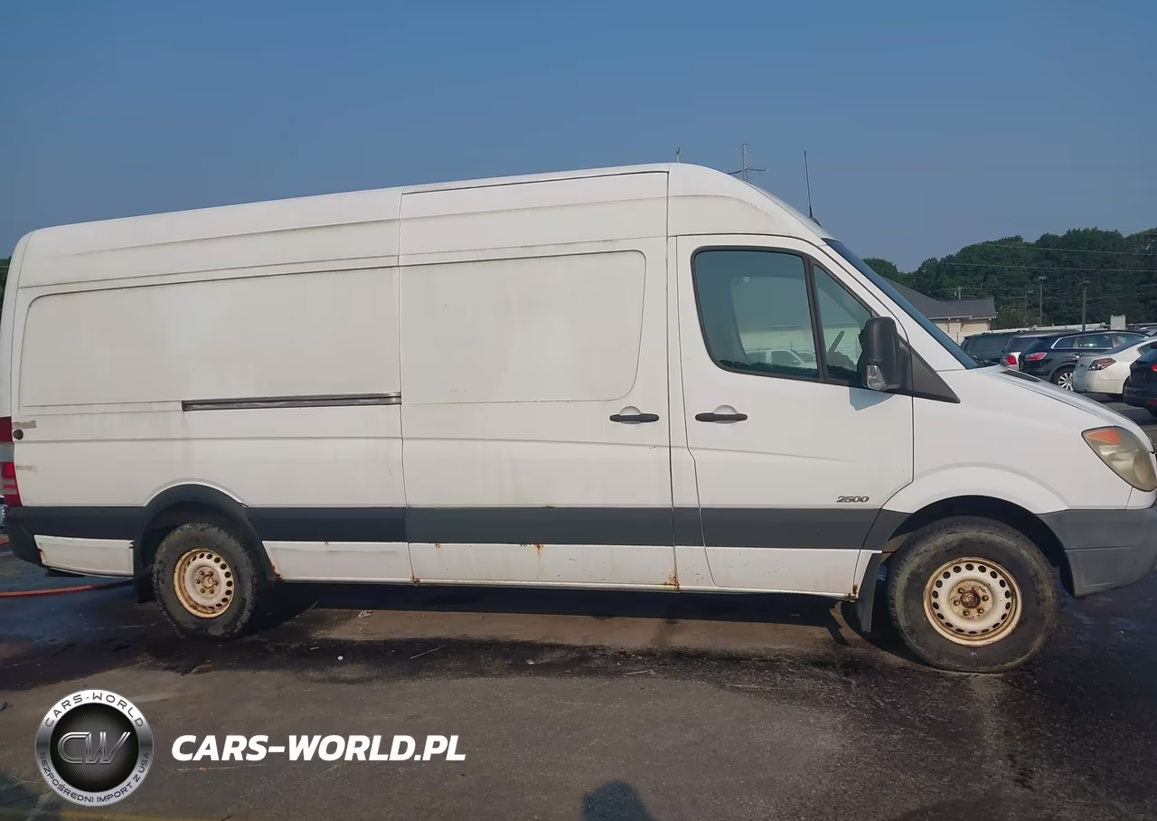 2010 Freightliner Sprinter 2500 VIN:WDYPE8CC1A5452519 - 13