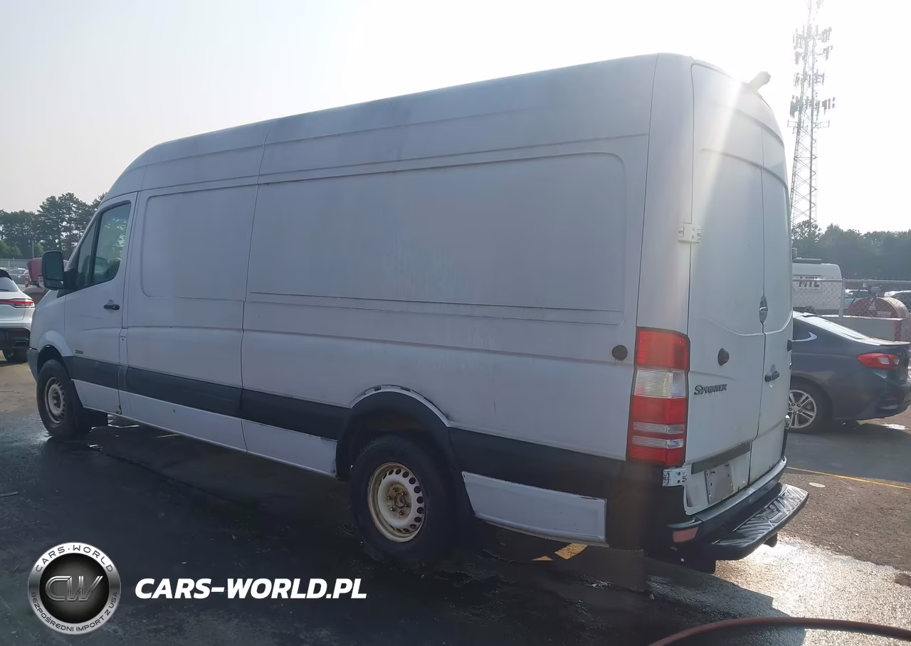 2010 Freightliner Sprinter 2500 VIN:WDYPE8CC1A5452519 - 3