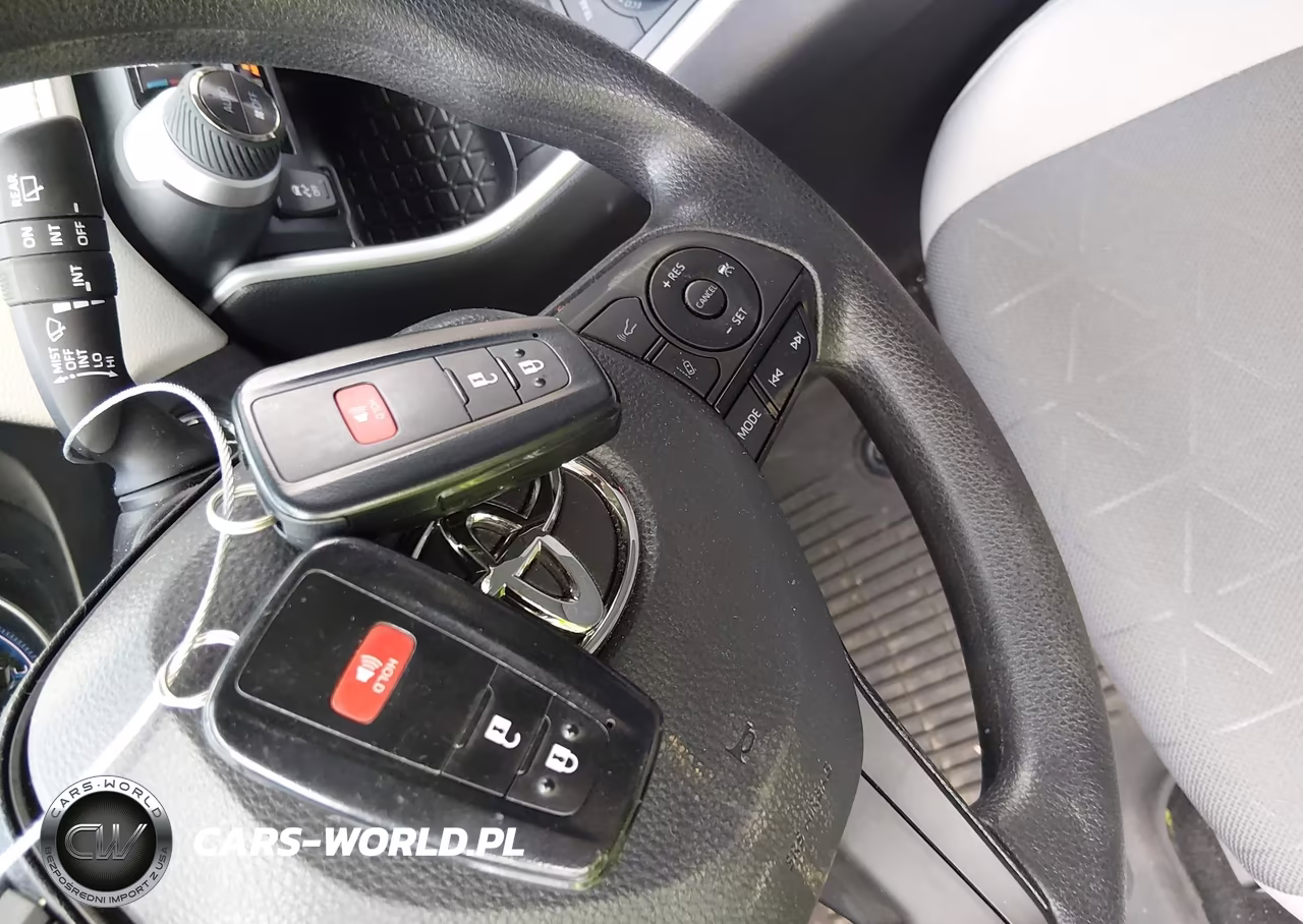 2025 Toyota Rav4 Hybrid Xle VIN:4T3RWRFV9SU187833 - 11
