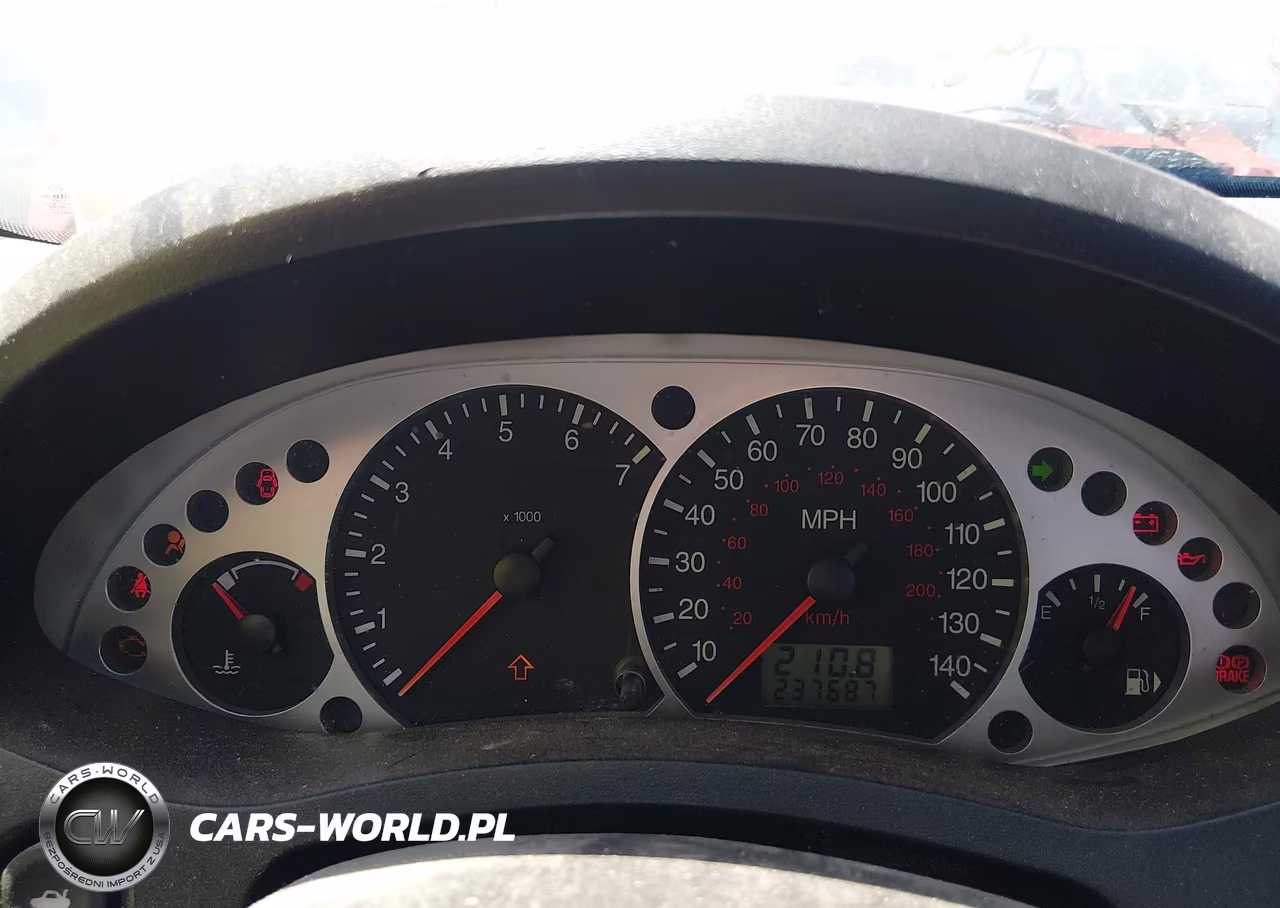 2005 Ford Focus Zx4 VIN:1FAHP38ZX5W156138 - 7