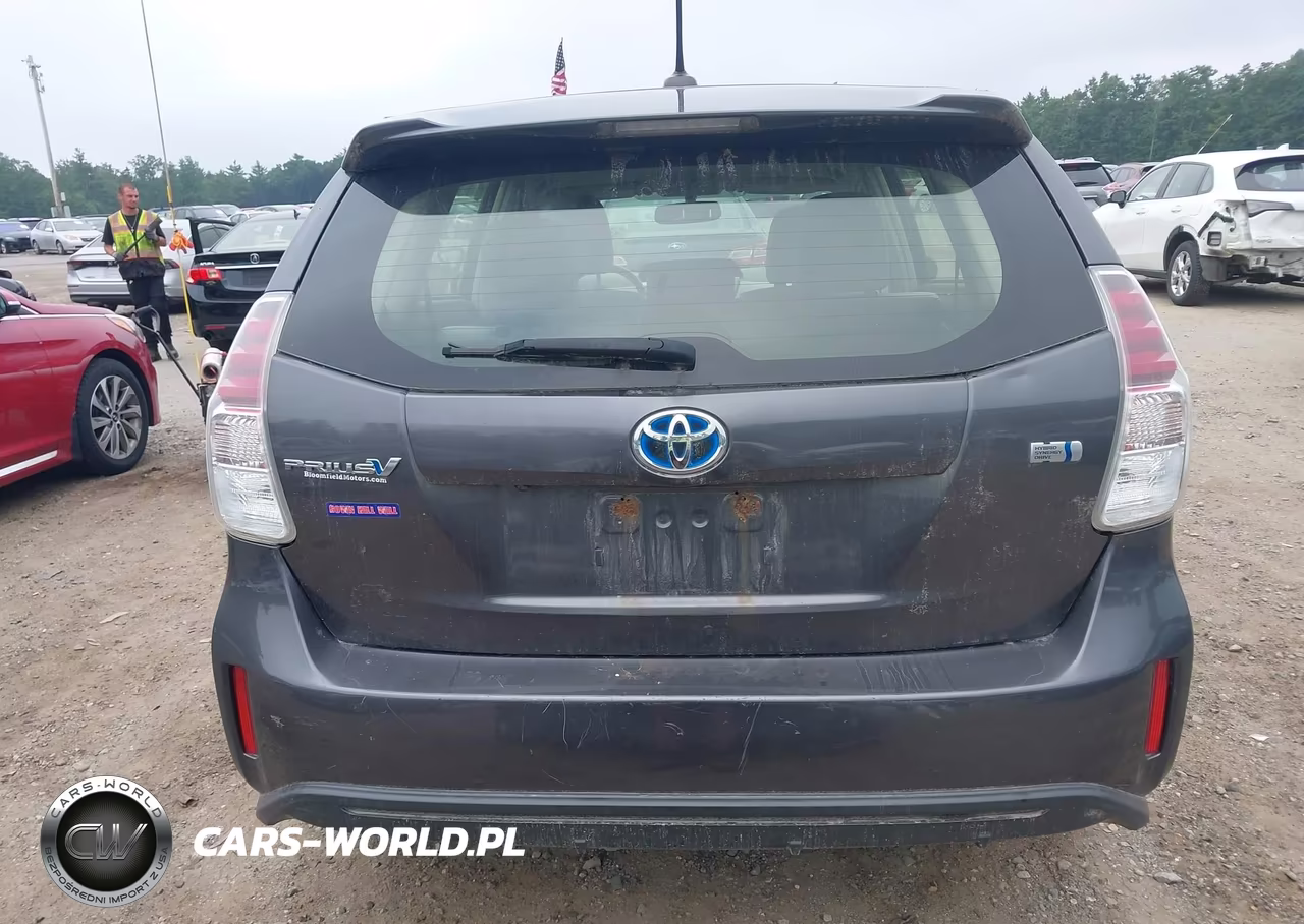 2016 Toyota Prius V Four VIN:JTDZN3EU9GJ045514 - 17