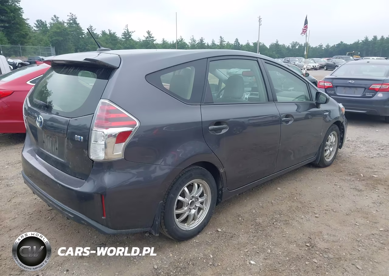 2016 Toyota Prius V Four VIN:JTDZN3EU9GJ045514 - 4