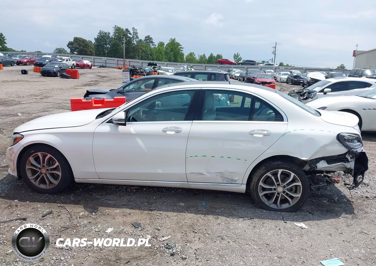 2016 Mercedes-Benz C 300 VIN:55SWF4JB3GU102290 - 14