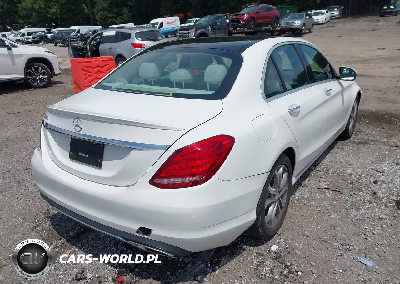 2016 Mercedes-Benz C 300 VIN:55SWF4JB3GU102290 - 4