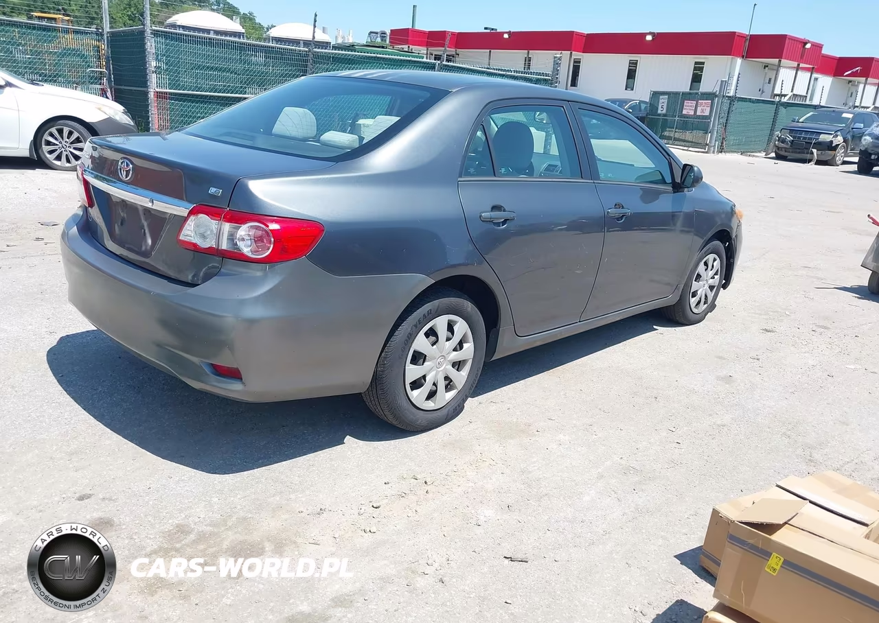 2011 Toyota Corolla Le VIN:2T1BU4EE4BC734612 - 4