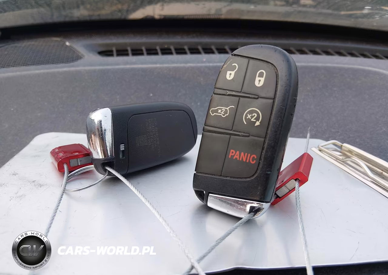 2020 Jeep Compass Sun And Safety 4X4 VIN:3C4NJDBB3LT228784 - 11
