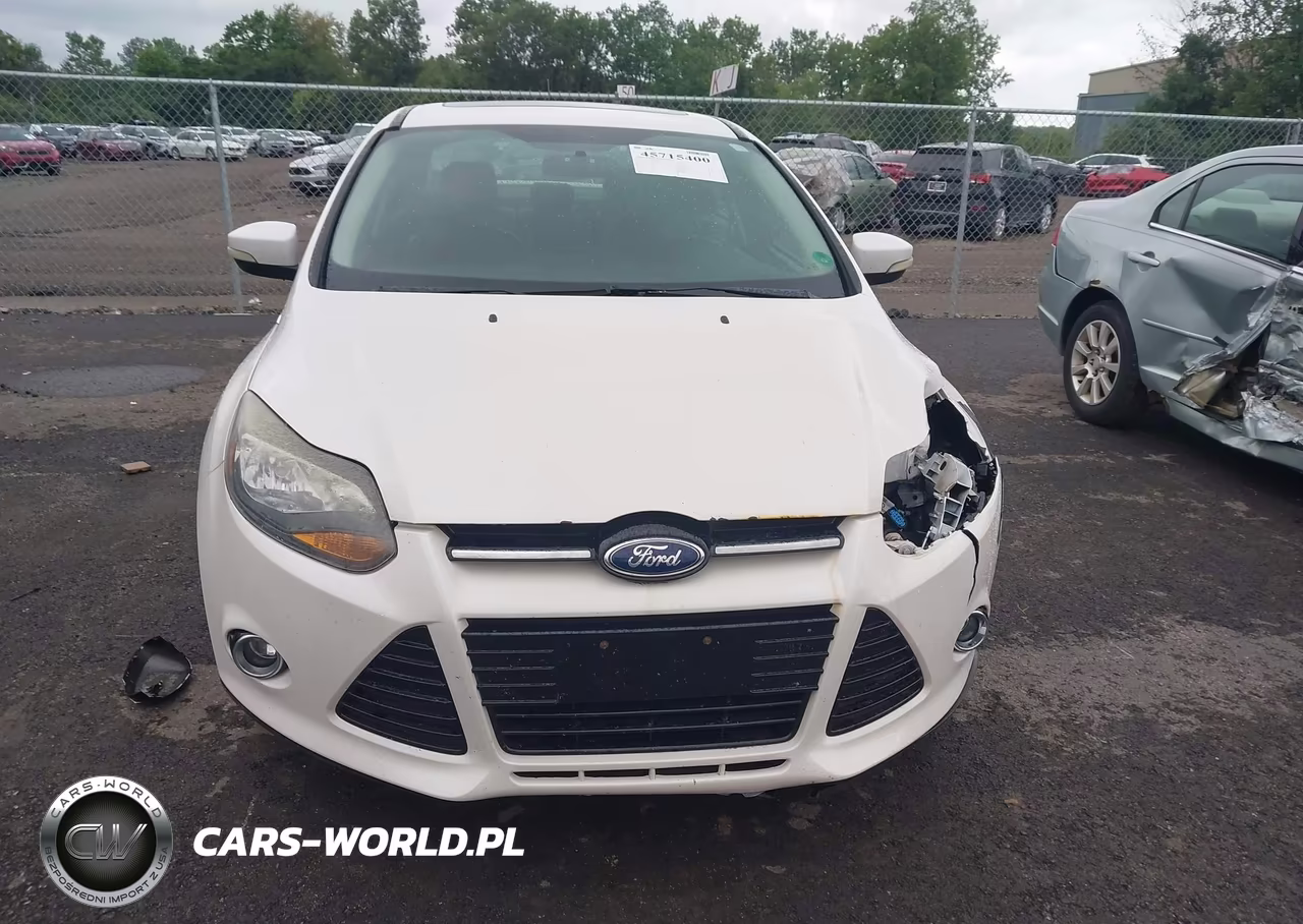 2013 Ford Focus Titanium VIN:1FADP3J20DL113603 - 13