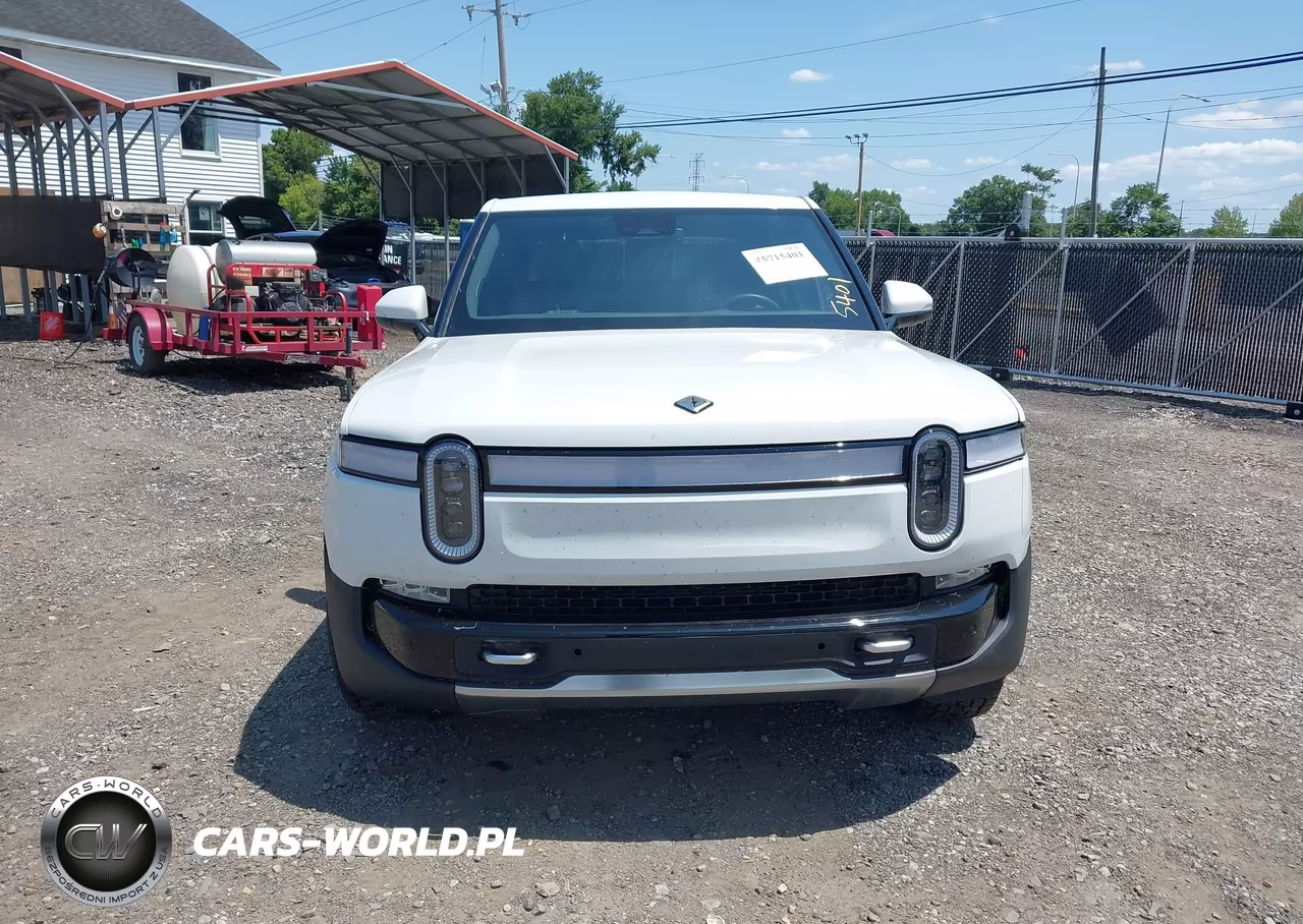 2023 Rivian R1T Adventure Quad Motor Large Pack VIN:7FCTGAAAXPN022973 - 12