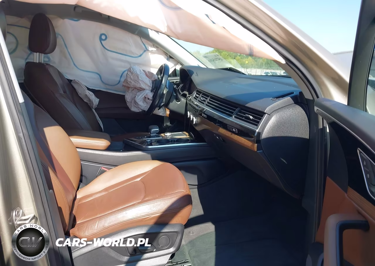 2017 Audi Q7 3.0T Premium VIN:WA1LAAF76HD011491 - 5