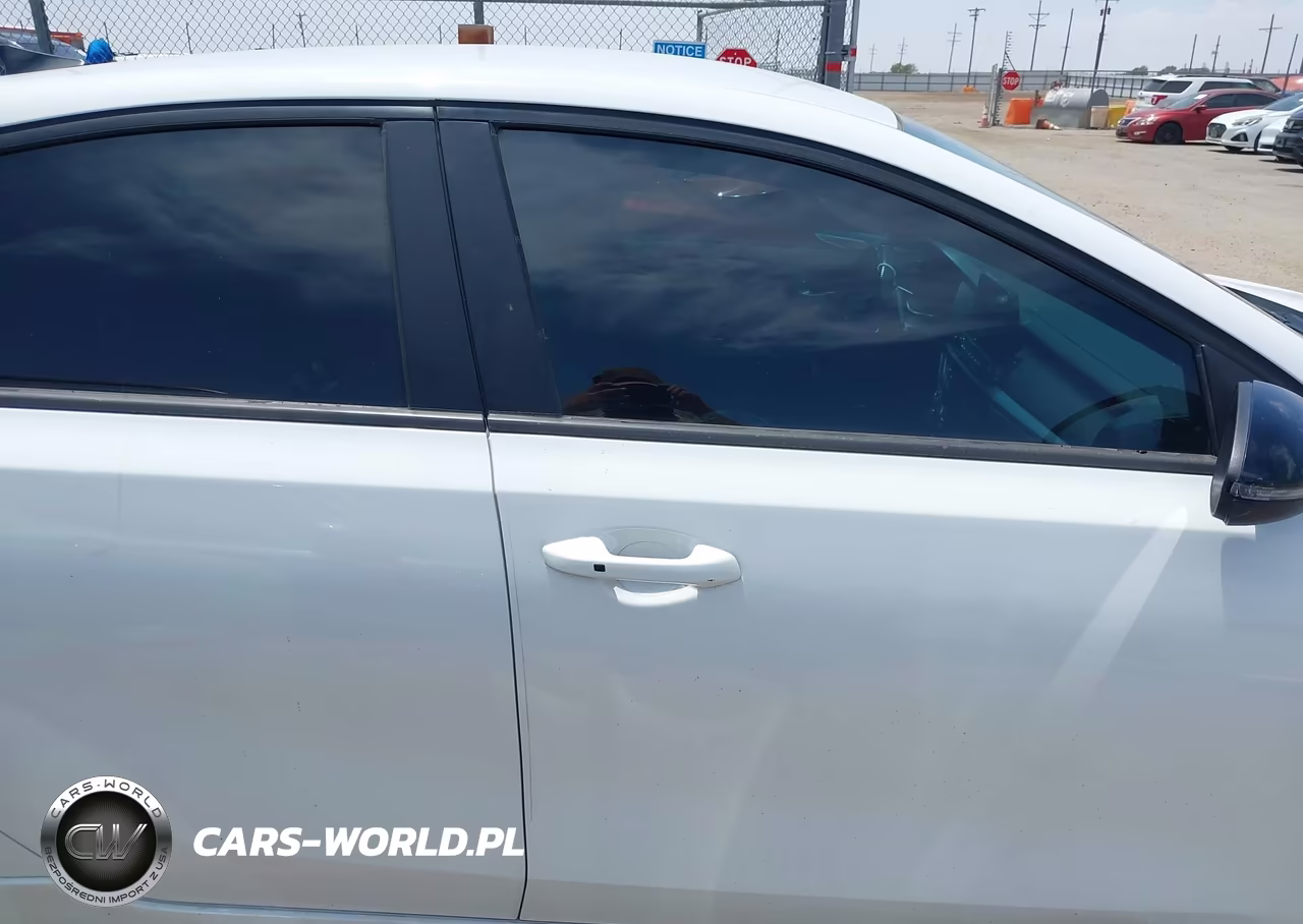 2021 Kia Forte Gt-Line VIN:3KPF34AD6ME283513 - 14