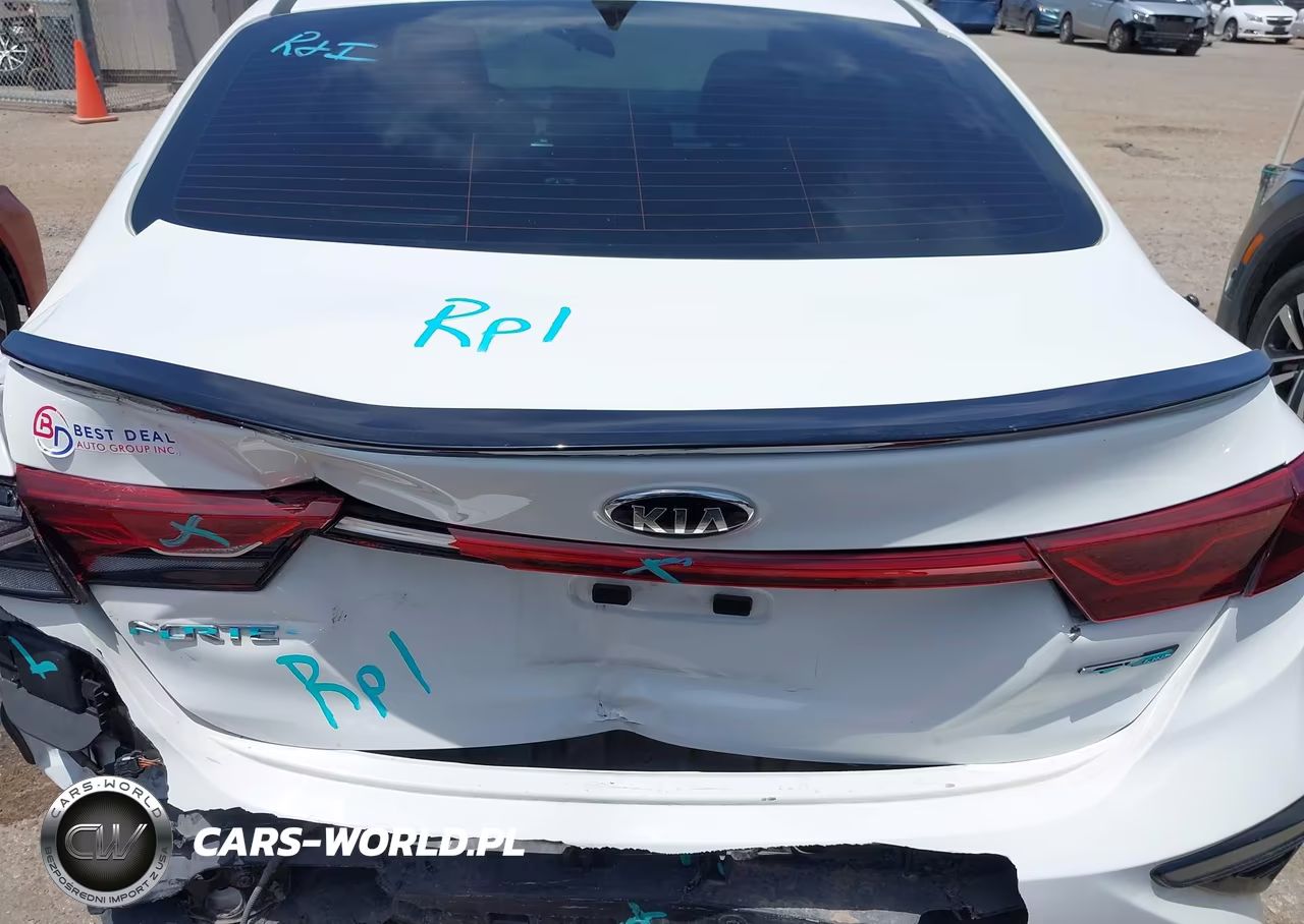 2021 Kia Forte Gt-Line VIN:3KPF34AD6ME283513 - 17