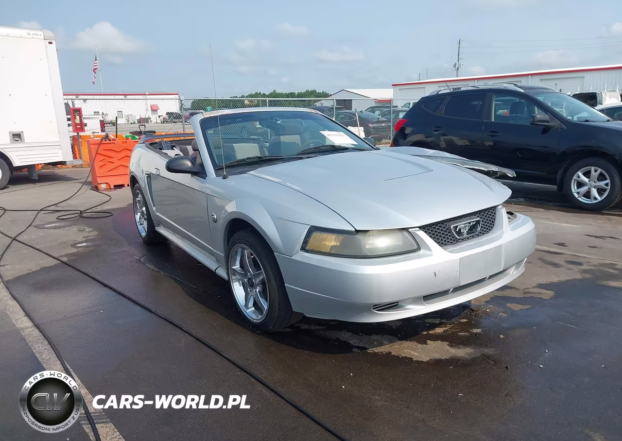 2004 Ford Mustang
