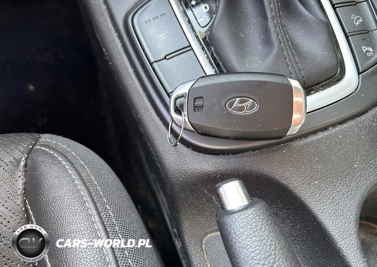 2018 Hyundai Kona Ultimate VIN:KM8K53A57JU095118 - 11