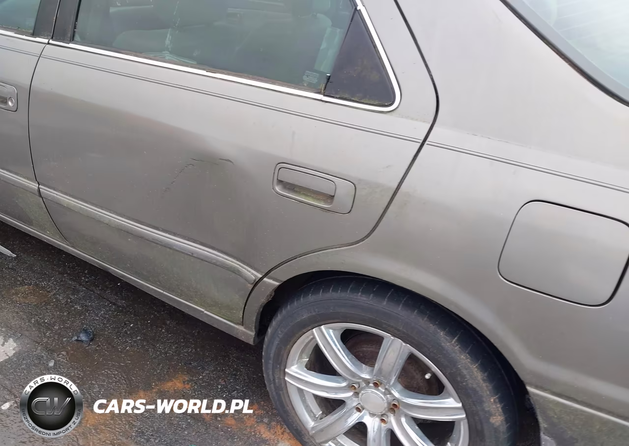 1999 Toyota Camry Le VIN:4T1BG22K9XU577929 - 17