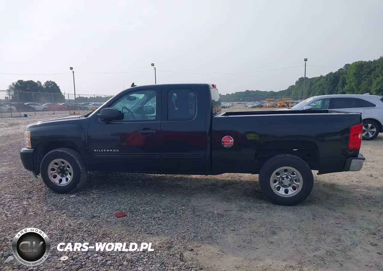 2011 Chevrolet Silverado 1500 Ls VIN:1GCRCREA1BZ444359 - 15