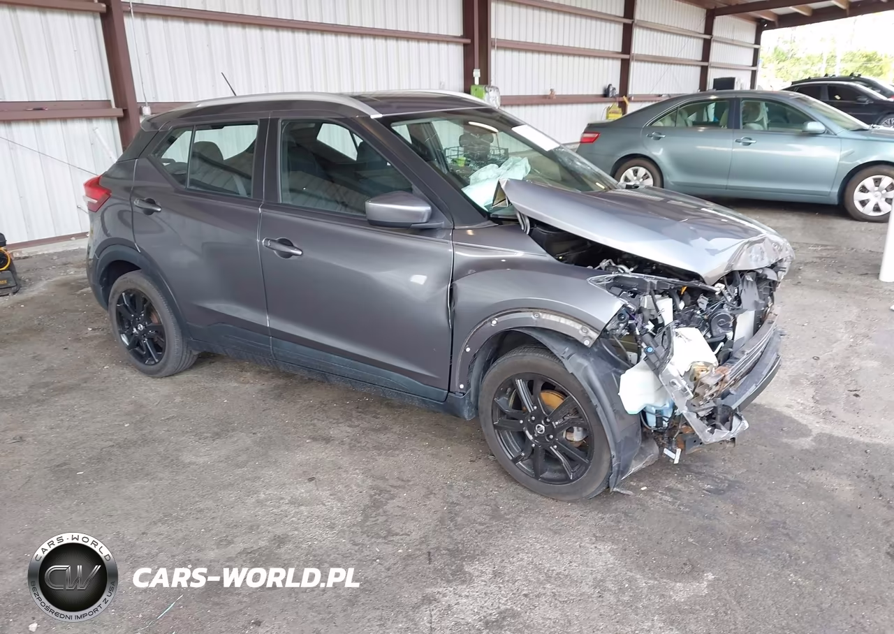 2019 Nissan Kicks Sv
